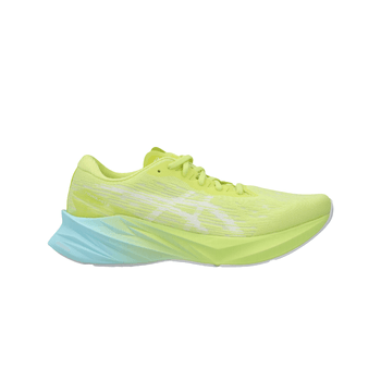 Tenis Asics Correr NOVABLAST 3 Hombre 1011B458.751