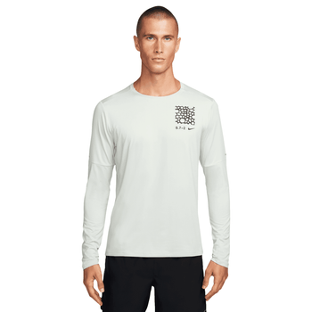 Playera Nike Correr Dri-FIT Studio '72 Hombre