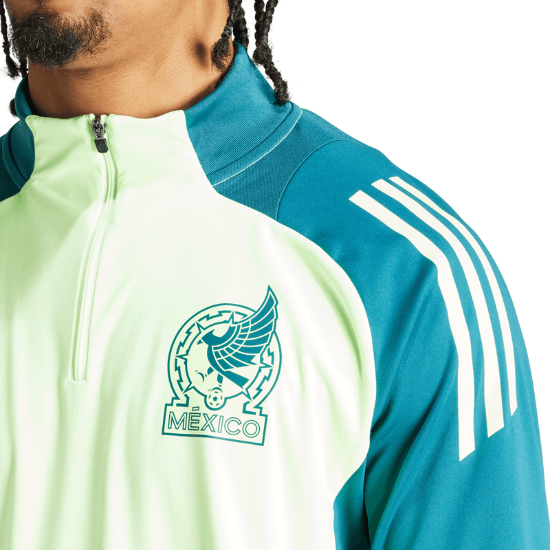 Sudadera de la selección mexicana sale