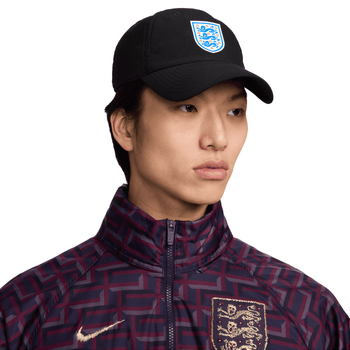 Gorra Nike Futbol England Dri-FIT Club Unisex