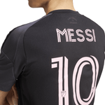 1127973830-4.png