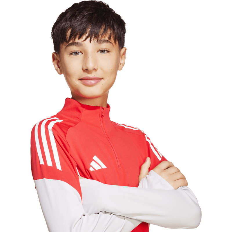 1127977311-3.png