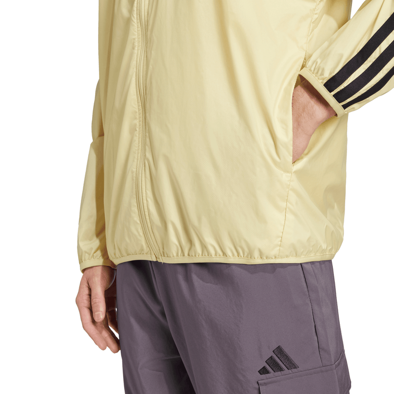 1127977702-4.png