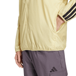 1127977702-4.png