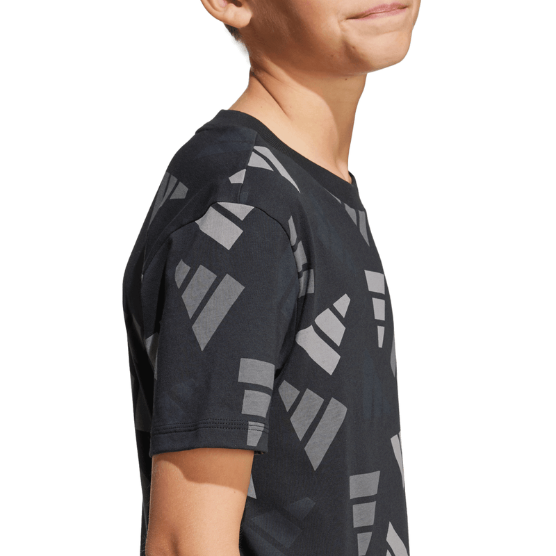 1127978175-4.png