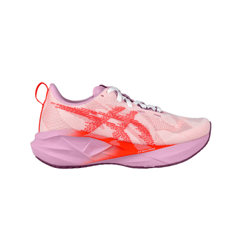 Tenis Asics Correr NOVABLAST 5 Mujer 1012B765.101