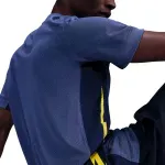 1127981279-4