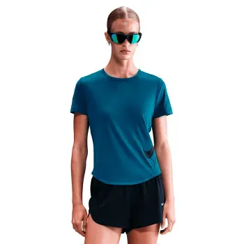 Playera Nike Correr Tempo Swoosh Mujer HV2772-301