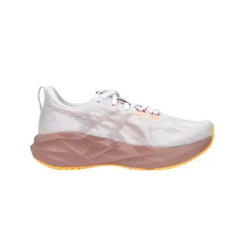 Tenis Asics Correr NOVABLAST 5 Mujer 1012B765.102
