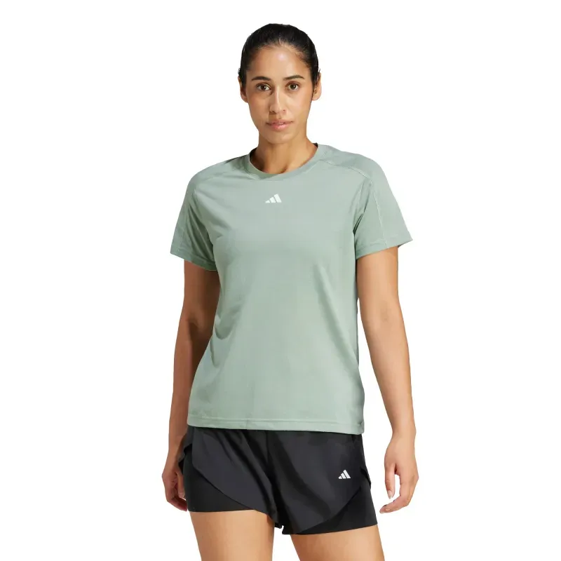 Playera adidas Essentials Train AEROREADY Minimal Branding Mujer JC9531